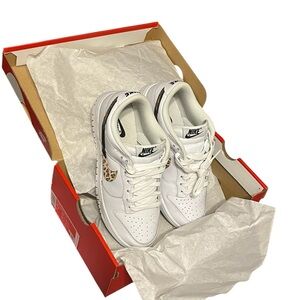 Nike Dunk Low SE White Leopard Sneakers